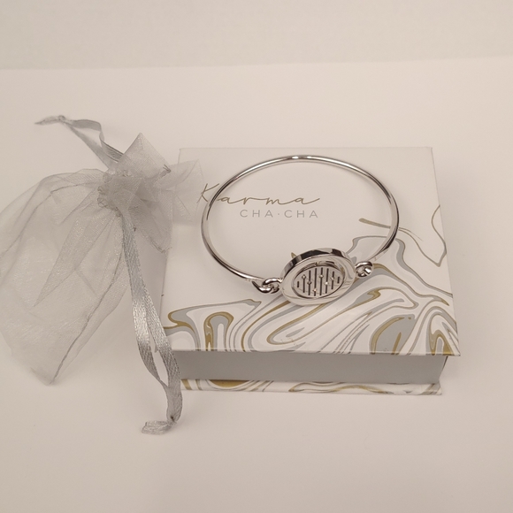 "DON'T KILL MY VIBE" NWT Karma Cha-Cha Bracelet - Picture 5 of 7